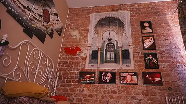 Evelively online show from 04.10.26