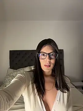 kamivolkano online show from 10.13.25