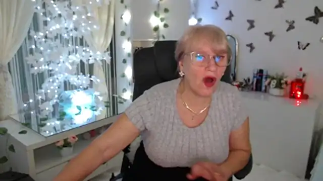 Ghertrude52 online show from 12.16.25