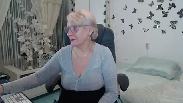 Ghertrude52 online show from 02.21.26