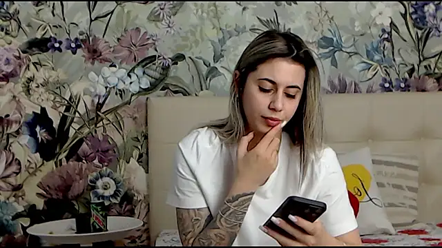 RoseDiamond06 online show from 01.24.25