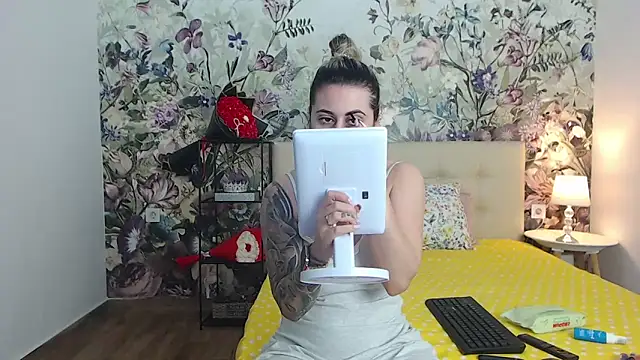 RoseDiamond06 online show from 05.11.26