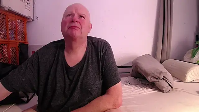 Vandrino online show from 10.18.25