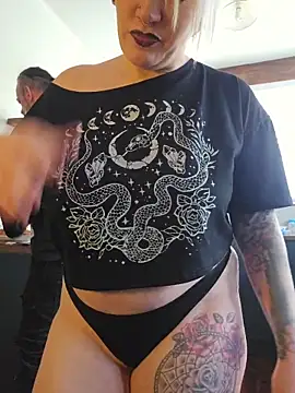 PinkTheHawk online show from 10.19.25