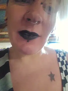 PinkTheHawk online show from 10.19.25