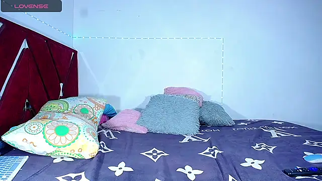 DanisaBrown online show from 12.06.24