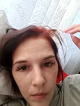 Snapshot of SexxyLety chatting on 12.31.24 SexxyLety online show from 12.31.24