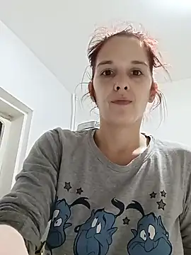 Snapshot of SexxyLety chatting on 01.28.25 SexxyLety online show from 01.28.25