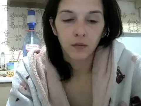 Snapshot of SexxyLety chatting on 02.13.25 SexxyLety online show from 02.13.25