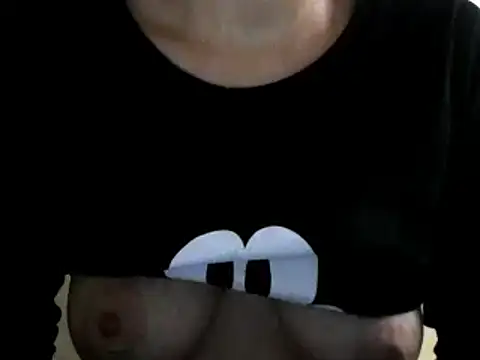 Snapshot of SexxyLety chatting on 02.14.25 SexxyLety online show from 02.14.25