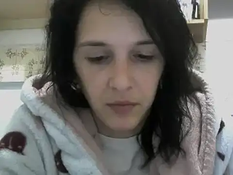 Snapshot of SexxyLety chatting on 02.21.25 SexxyLety online show from 02.21.25