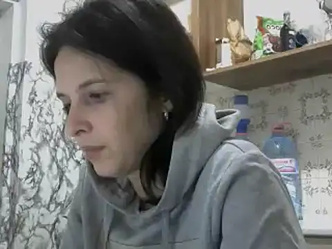 Snapshot of SexxyLety chatting on 03.09.25 SexxyLety online show from 03.09.25