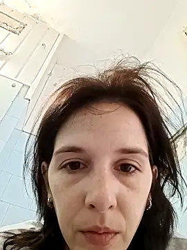 Snapshot of SexxyLety chatting on 03.18.25 SexxyLety online show from 03.18.25