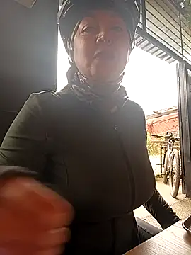 emma tour online show from 10.03.25