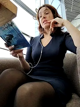 EvaXOAir online show from 11.12.25