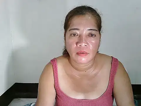 wethornypussy4u online show from 01.22.25