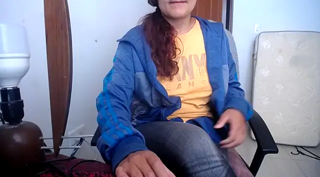 Mia davis01 online show from 03.12.25