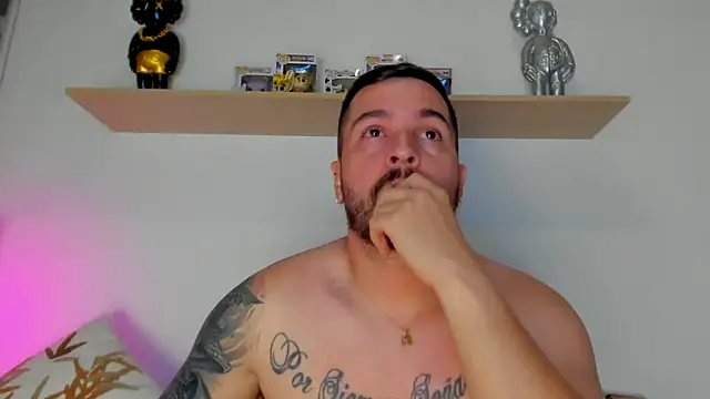 camilo restrepo21 online show from 10.20.25