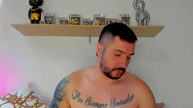 camilo restrepo21 online show from 10.20.25