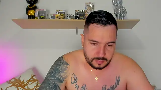 camilo restrepo21 online show from 11.11.25