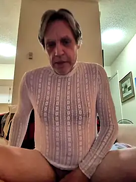 Snapshot of Smallpeniss69 chatting on 10.26.25 Smallpeniss69 online show from 10.26.25