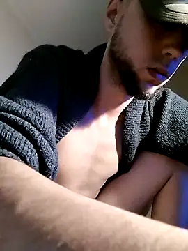 Snapshot of cockfrance chatting on 10.06.25 cockfrance online show from 10.06.25