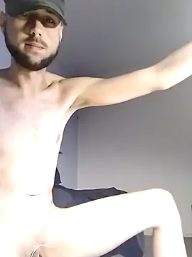 Snapshot of cockfrance chatting on 11.05.25 cockfrance online show from 11.05.25