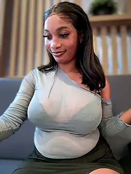   Nessa   online show from 10.19.25