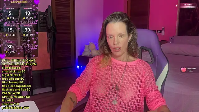 mommyselenafit  online show from 11.22.25