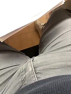 Snapshot of Simoking89 chatting on 03.04.25 Simoking89 online show from 03.04.25