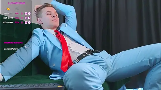 Snapshot of S3Xyes chatting on 02.18.25 S3Xyes online show from 02.18.25