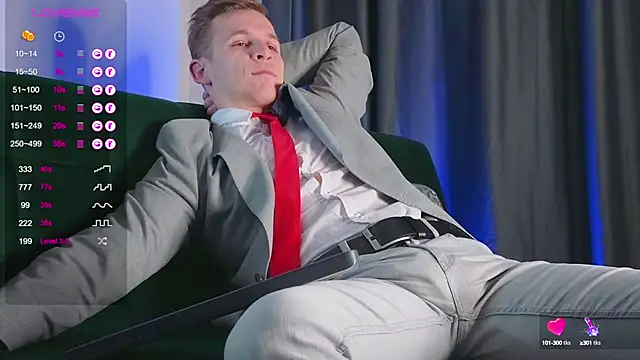 Snapshot of S3Xyes chatting on 02.21.25 S3Xyes online show from 02.21.25