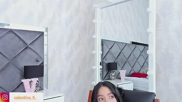 valentina fi online show from 01.27.25