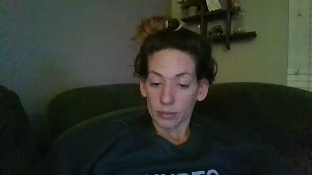 Snapshot of RhodesXO chatting on 02.24.26 RhodesXO online show from 02.24.26