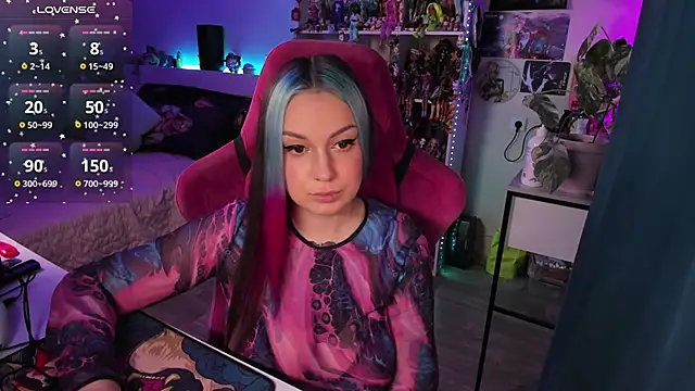 ChloeKohaku online show from 02.04.25