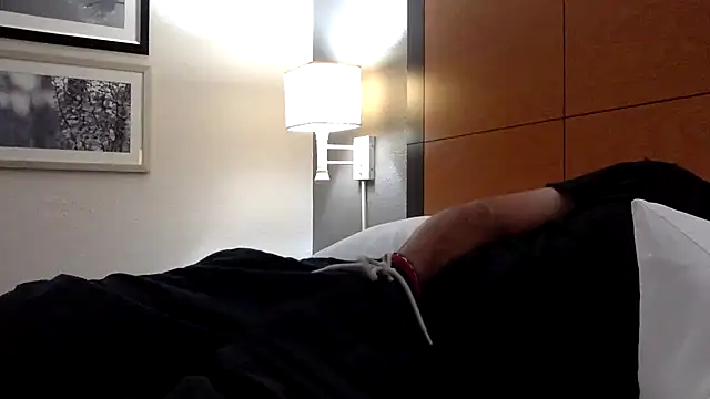 Snapshot of seanfritz chatting on 12.21.24 seanfritz online show from 12.21.24