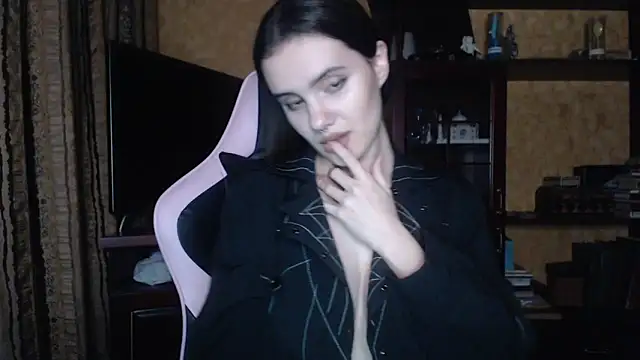 Veronika kruk online show from 02.14.25