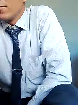 Snapshot of Business_dickkk chatting on 12.11.24 Business dickkk online show from 12.11.24