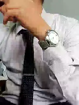 Snapshot of Business_dickkk chatting on 12.28.24 Business dickkk online show from 12.28.24