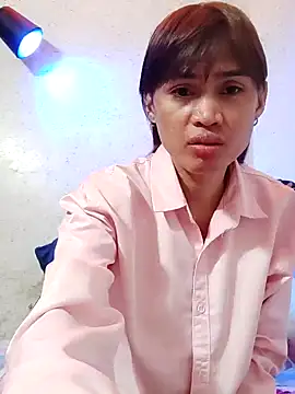 QueenSoreal online show from 01.09.25