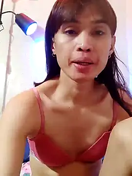 QueenSoreal online show from 01.18.25