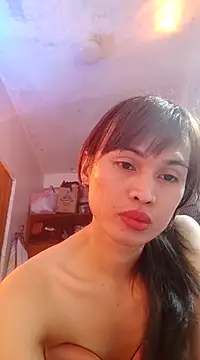 QueenSoreal online show from 02.18.25