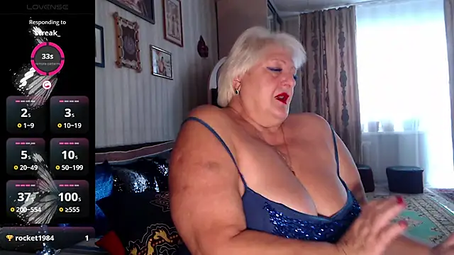 Snapshot of Jane_Lewis chatting on 10.22.25 Jane Lewis online show from 10.22.25