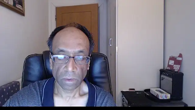 Snapshot of rauncher1 chatting on 02.12.26 rauncher1 online show from 02.12.26