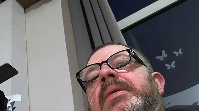 Snapshot of neegrr chatting on 01.13.26 neegrr online show from 01.13.26