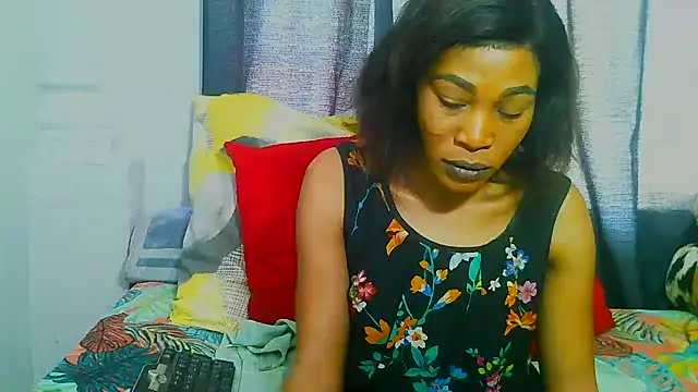 Snapshot of freaky_naughty chatting on 10.02.25 freaky naughty online show from 10.02.25