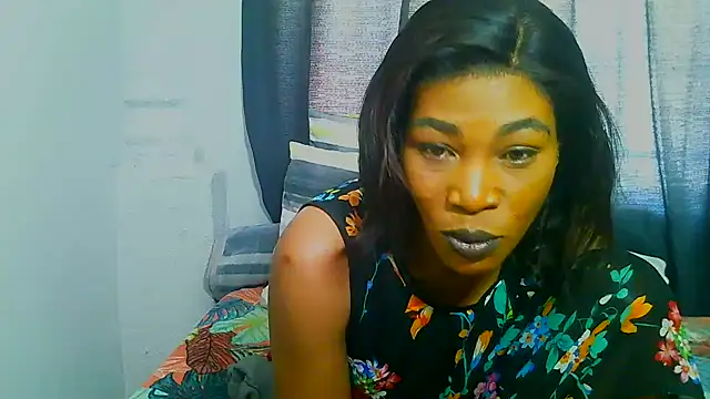 Snapshot of freaky_naughty chatting on 10.08.25 freaky naughty online show from 10.08.25