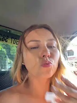 Snapshot of Brittanyrosexx chatting on 01.11.25 Brittanyrosexx online show from 01.11.25