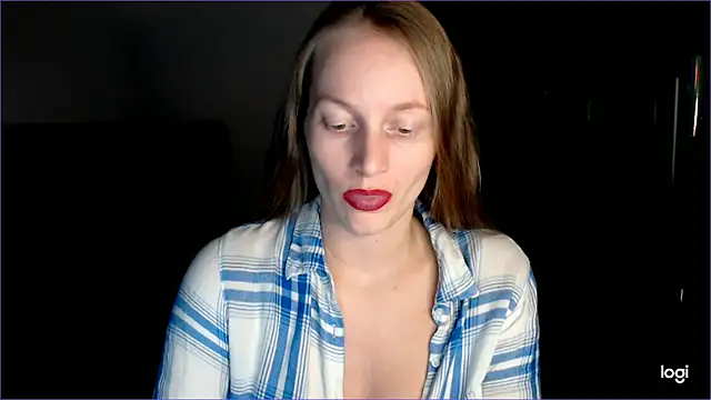 Snapshot of Shantidol chatting on 10.14.25 Shantidol online show from 10.14.25