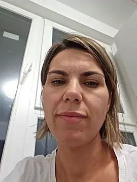 Snapshot of FeliciaKrige chatting on 02.27.26 FeliciaKrige online show from 02.27.26